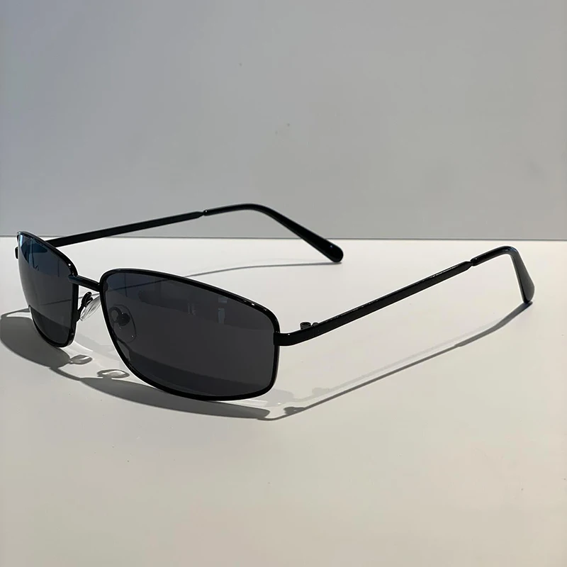 Damen-Sonnenbrille im Y2K-Stil – Metal Photo Panel Bewertung und Preis